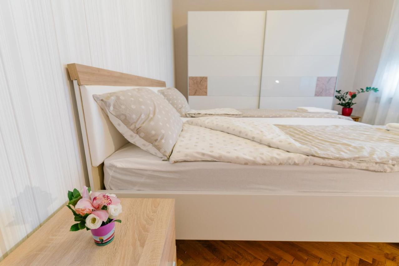 Nis Downtown Residence Eksteriør bilde